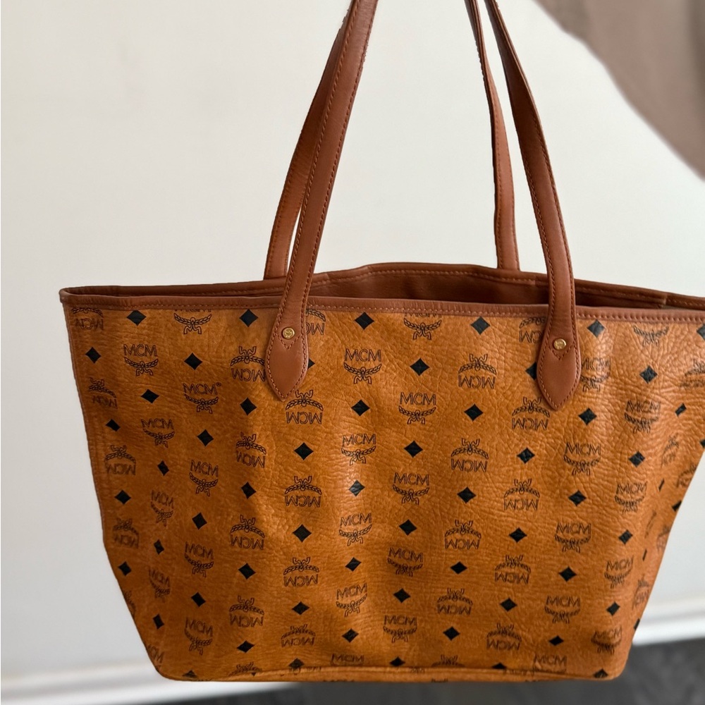 MCM Tan Shoulder Bag with Blue Stripe - Picture 2 of 8